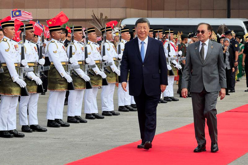 Lawatan negara Presiden Xi Jinping lambang keakraban Malaysia dan China - PM Anwar Lawatan negara Presiden Xi Jinping lambang keakraban Malaysia dan China - PM Anwar