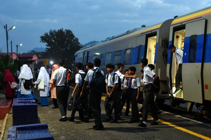Lebih_40_000_pelajar_manfaat_program_MyRailLife_KTMB