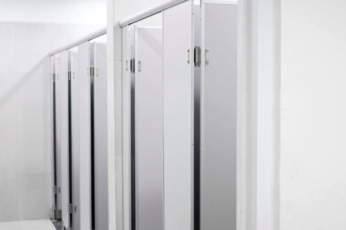 “Looks clean but smells like pee!” — M’sians slam malls for removing bidets “Looks clean but smells like pee!” — M’sians slam malls for removing bidets