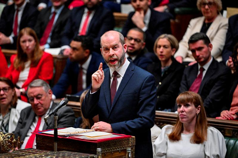 Looser food standards off the menu in any US-UK trade deal, UK says