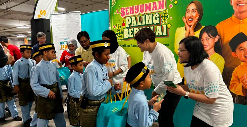 Lotus’s Malaysia spreads Ramadan joy with charity cookout Lotus’s Malaysia spreads Ramadan joy with charity cookout