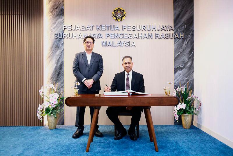 MACC, FBI enhance cooperation to combat corruption MACC, FBI enhance cooperation to combat corruption