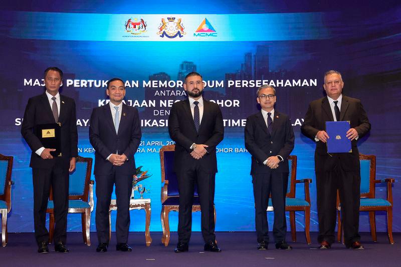 MCMC, Johor govt sign MoU to boost digital infrastructure, programmes