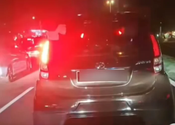 M'sian netizens surge action after Myvi’s flashing lights ‘trigger epilepsy’ concern