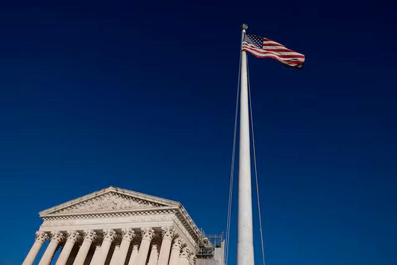 Majority of Americans believe presidents should obey the courts, Reuters/Ipsos poll finds