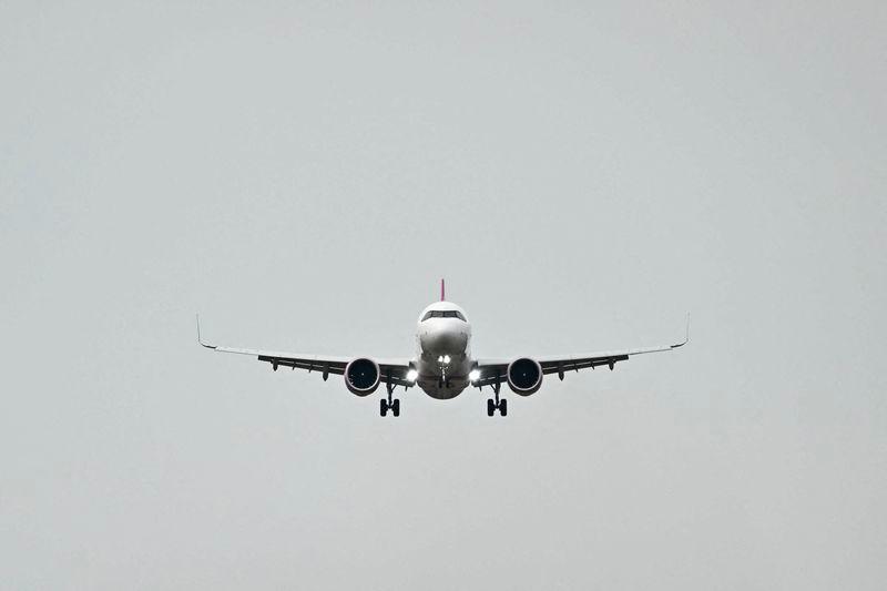 Malaysia Airlines resumes London flights after Heathrow power outage Malaysia Airlines resumes London flights after Heathrow power outage