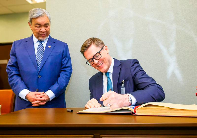 Malaysia, Asian Development Bank explore strategic cooperation - Ahmad Zahid