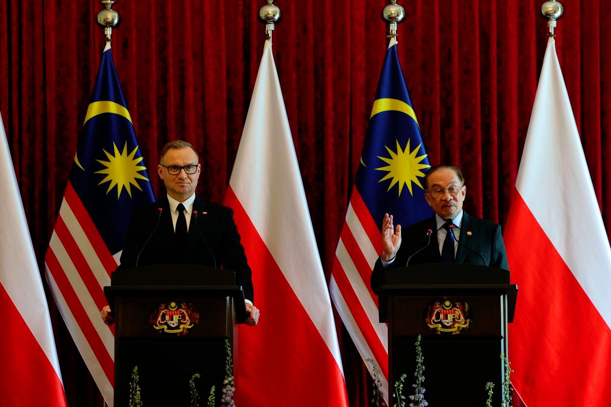 Malaysia, Poland sedia perkukuh hubungan dalam industri halal, pertahanan, hidrogen hijau dan teknologi digital - PM Anwar