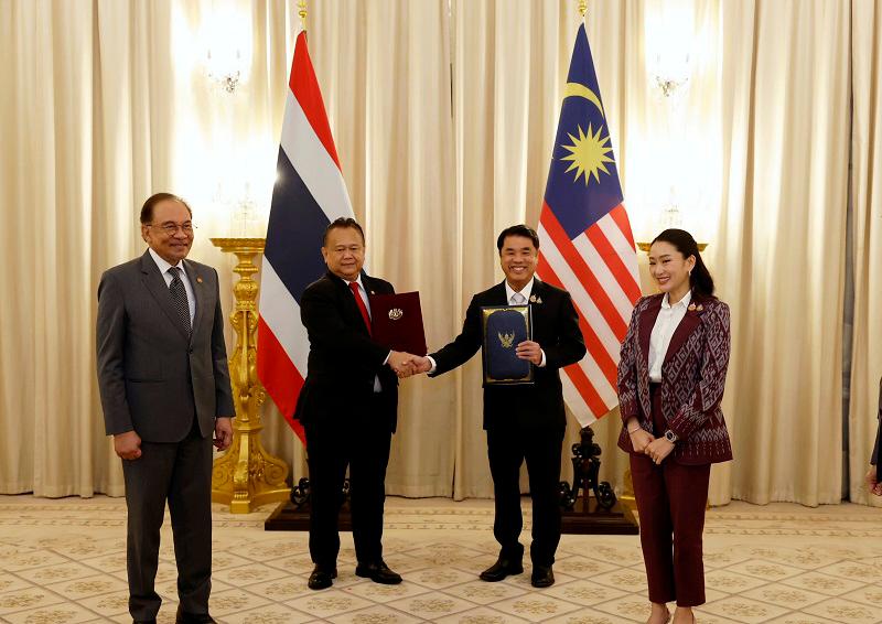 Malaysia, Thailand biayai pembinaan, projek naik taraf jambatan rentas sempadan
