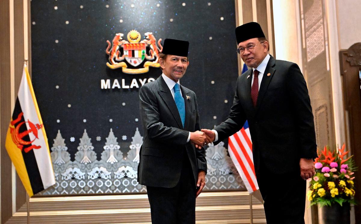 Malaysia and Brunei strengthen ties at 26th Annual Leaders Consultation Malaysia and Brunei strengthen ties at 26th Annual Leaders Consultation