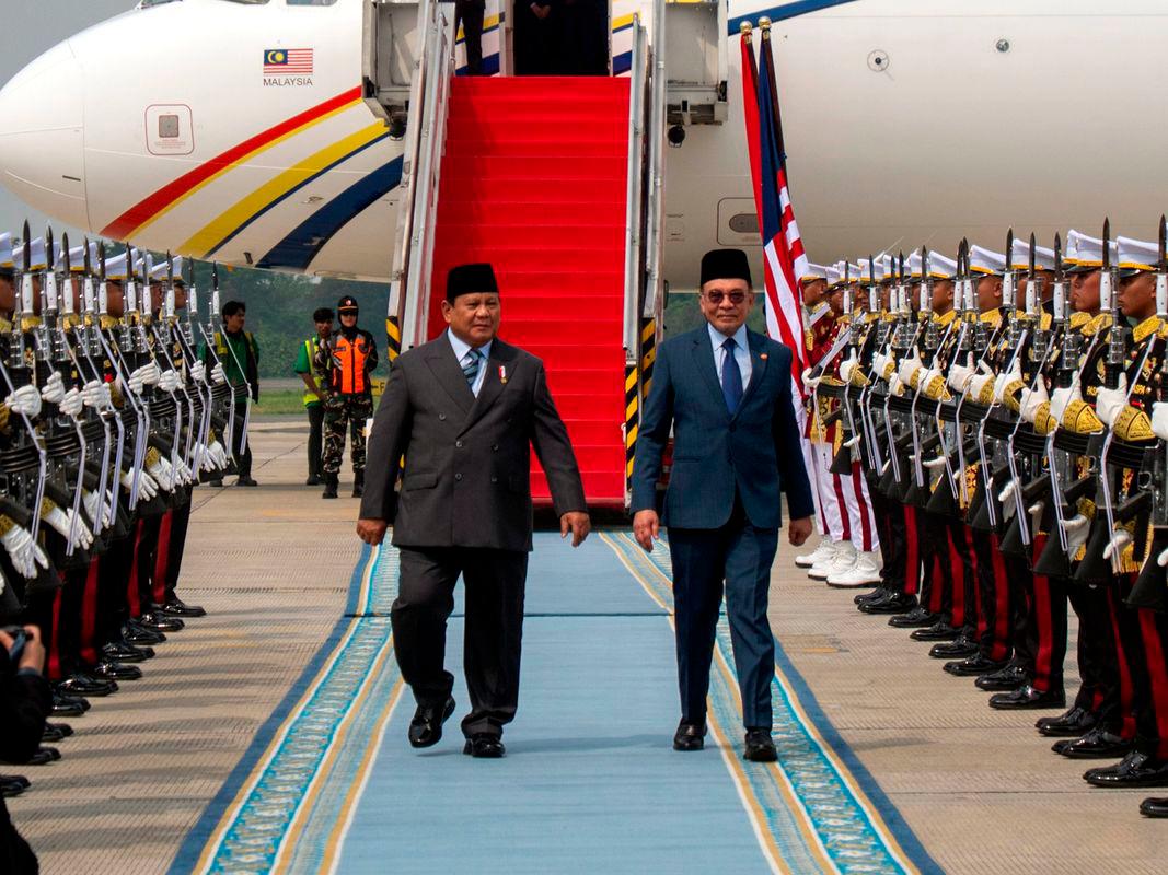 Malaysia and Indonesia stress ASEAN unity for global challenges