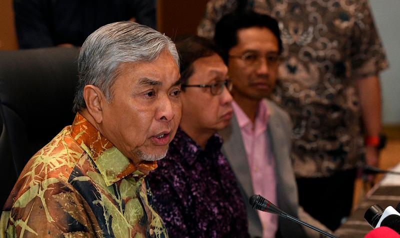 Malaysia atur hantar pulang 127 rakyat Palestin dalam tempoh gencatan senjata - TPM Ahmad Zahid Malaysia atur hantar pulang 127 rakyat Palestin dalam tempoh gencatan senjata - TPM Ahmad Zahid
