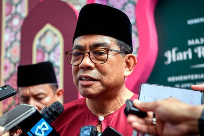 Malaysia awaiting green light to send MAF medical officers to Myanmar - Mohamed Khaled Malaysia awaiting green light to send MAF medical officers to Myanmar - Mohamed Khaled