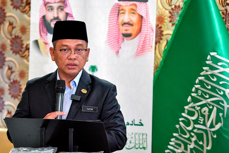 Malaysia kekal bebas dari sekatan visa MEV, tanda kepercayaan Arab Saudi terhadap Tabung Haji - Mohd Na'im Malaysia kekal bebas dari sekatan visa MEV, tanda kepercayaan Arab Saudi terhadap Tabung Haji - Mohd Na'im