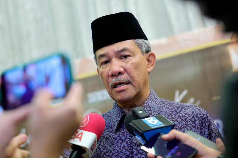Malaysia ready to accept 15 released Palestinians as part of Gaza ceasefire deal - Mohamad