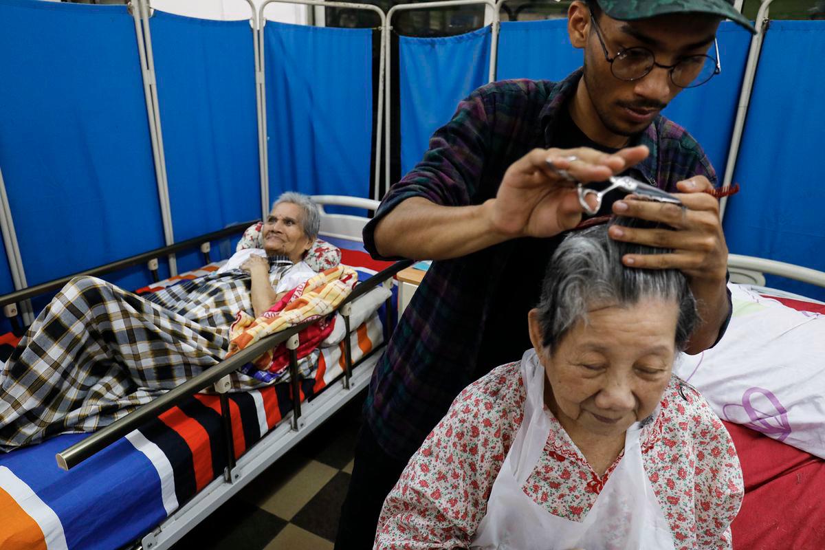 Malaysia urged to boost healthcare, social support for ageing population Malaysia urged to boost healthcare, social support for ageing population