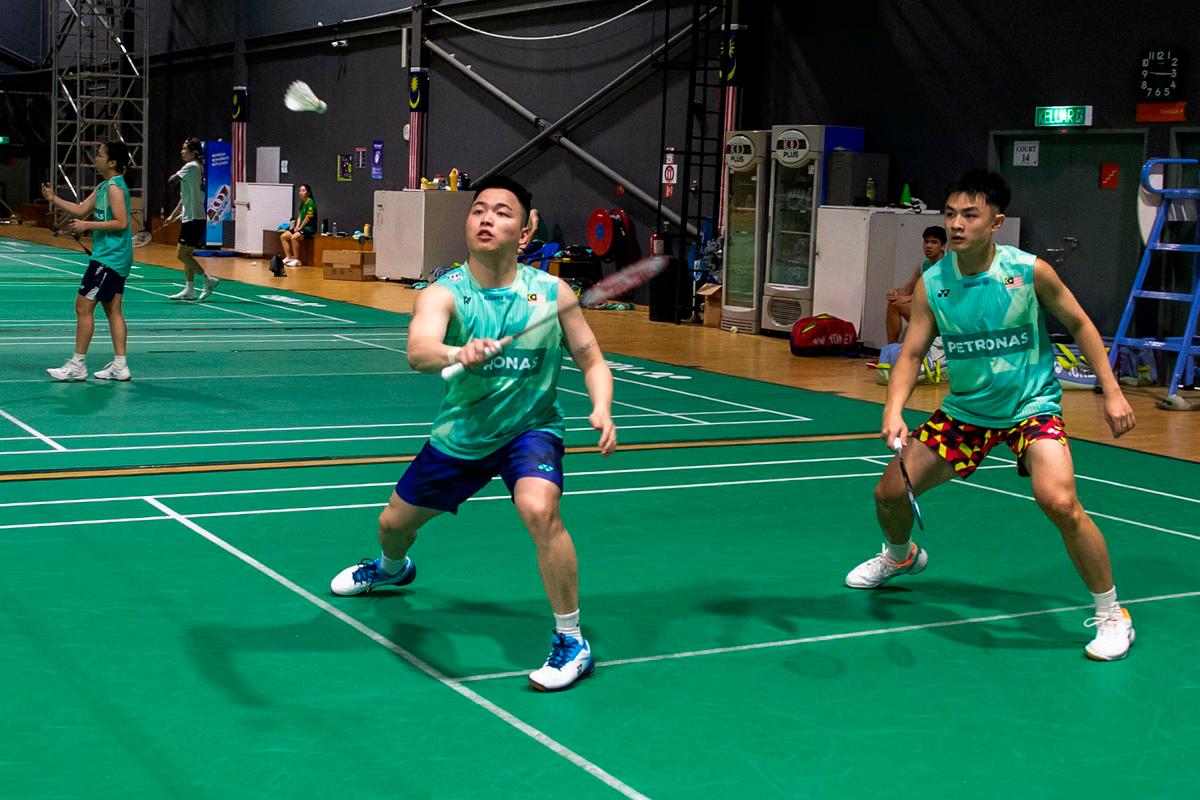 Malaysian badminton pairs eye finals at World Championships in Paris Malaysian badminton pairs eye finals at World Championships in Paris