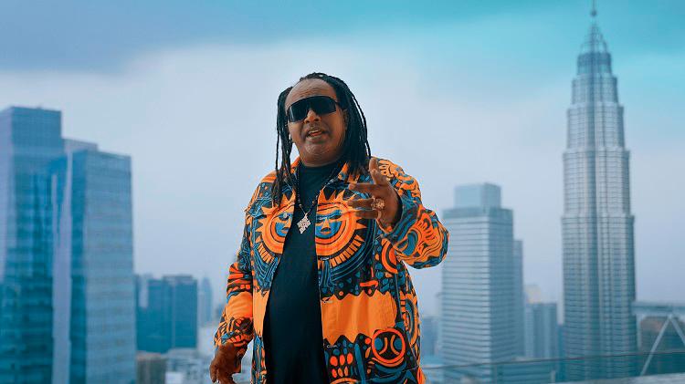 Malaysian star fuses Tamil-Reggae Malaysian star fuses Tamil-Reggae