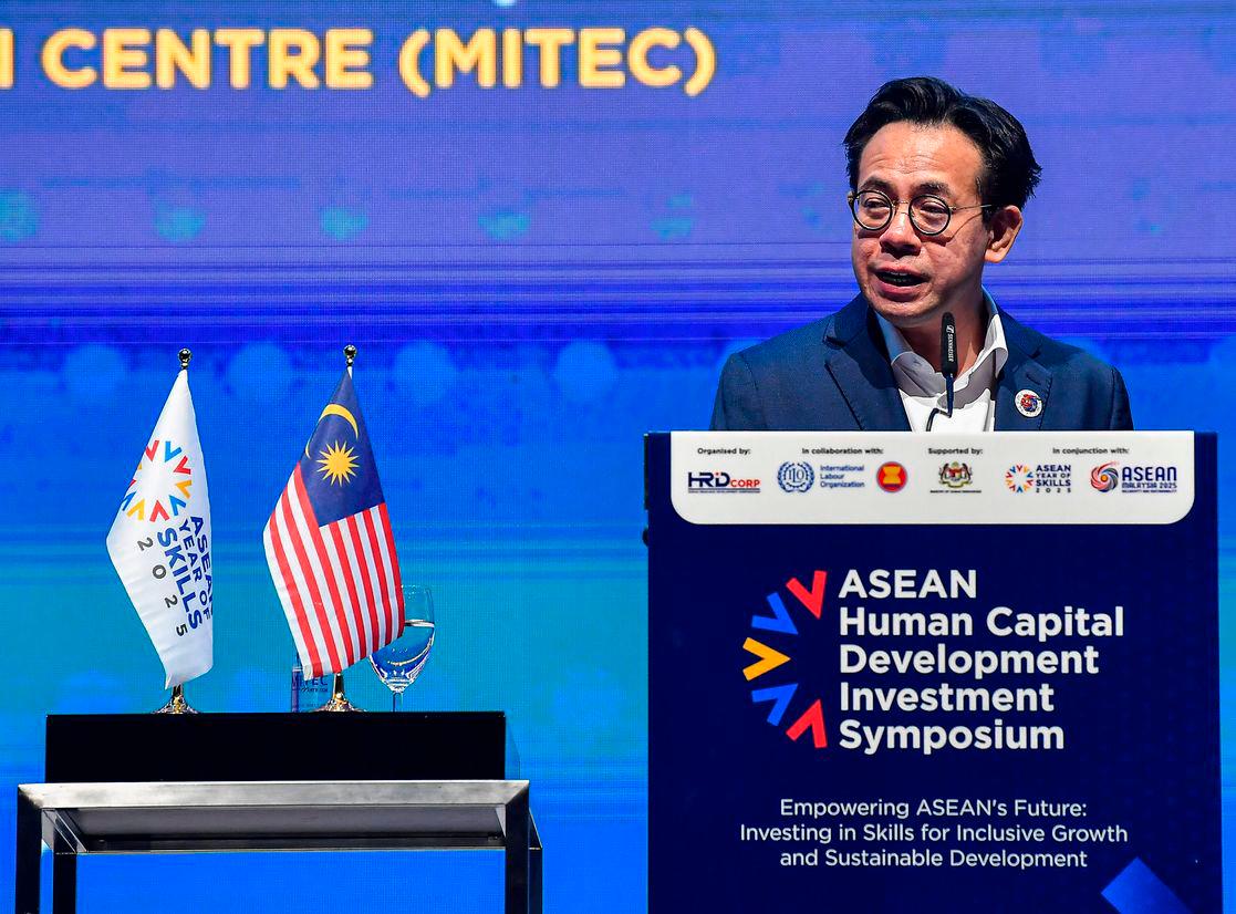 Malaysia’s NTW offers 65,000 free courses to 5 mln ASEAN citizens Malaysia’s NTW offers 65,000 free courses to 5 mln ASEAN citizens