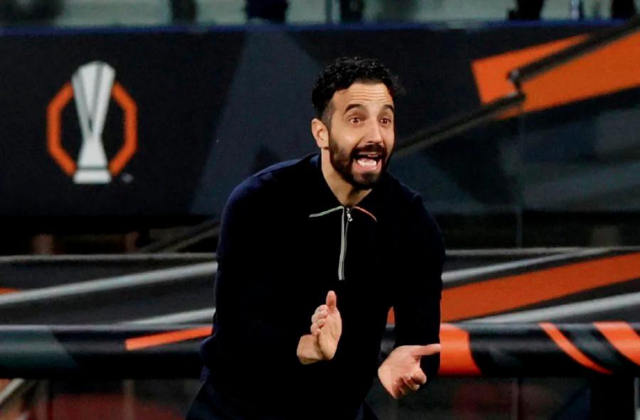 Man Utd reliant on Europa League with season on life support Man Utd reliant on Europa League with season on life support