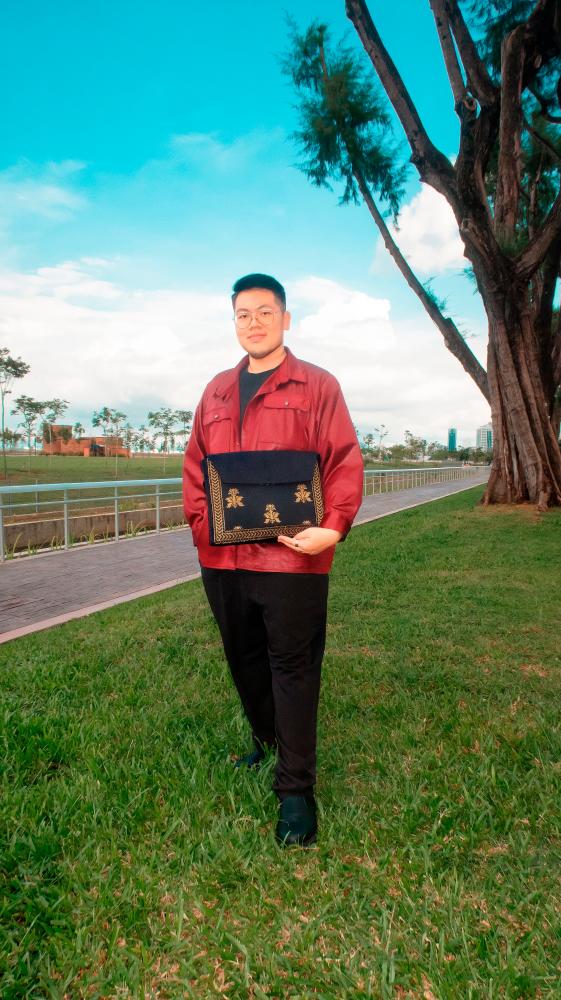 Man behind PMX’s Budget Day songket bag Man behind PMX’s Budget Day songket bag
