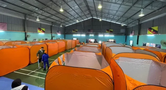 Mangsa_banjir_Sarawak_turun_kepada_611_orang_di_empat_PPS