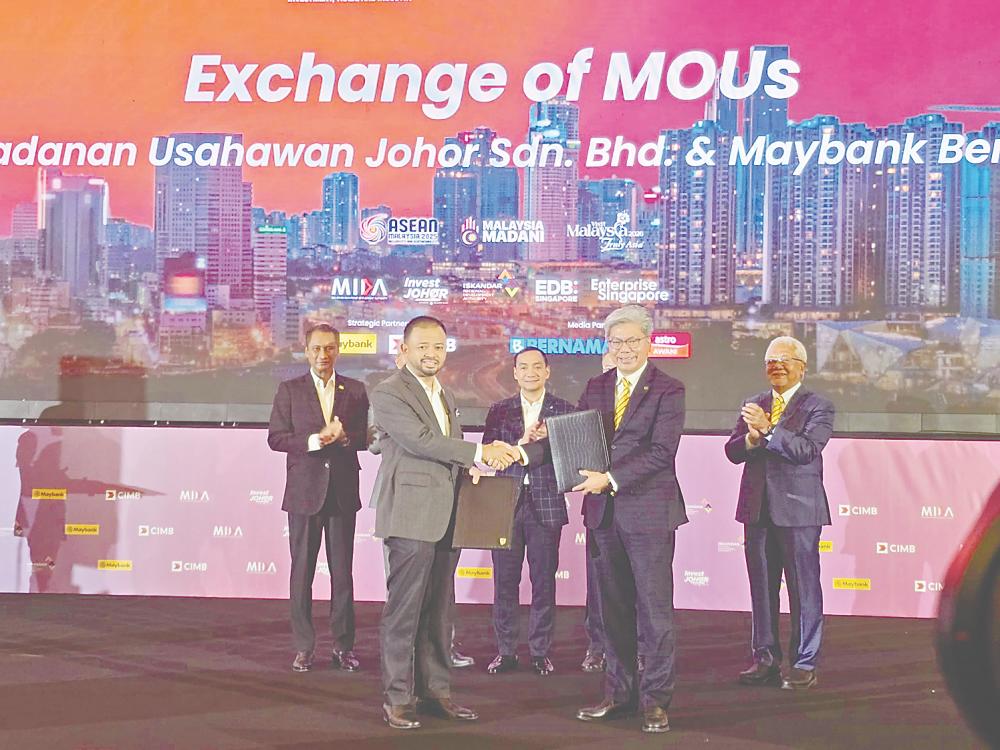 Maybank, PUJB join forces to support Johor entrepreneurs with focus on JS-SEZ Maybank, PUJB join forces to support Johor entrepreneurs with focus on JS-SEZ