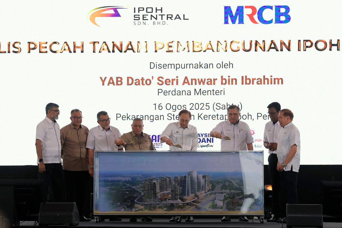 Mega projects must blend culture, tech and civilisation says PM Anwar