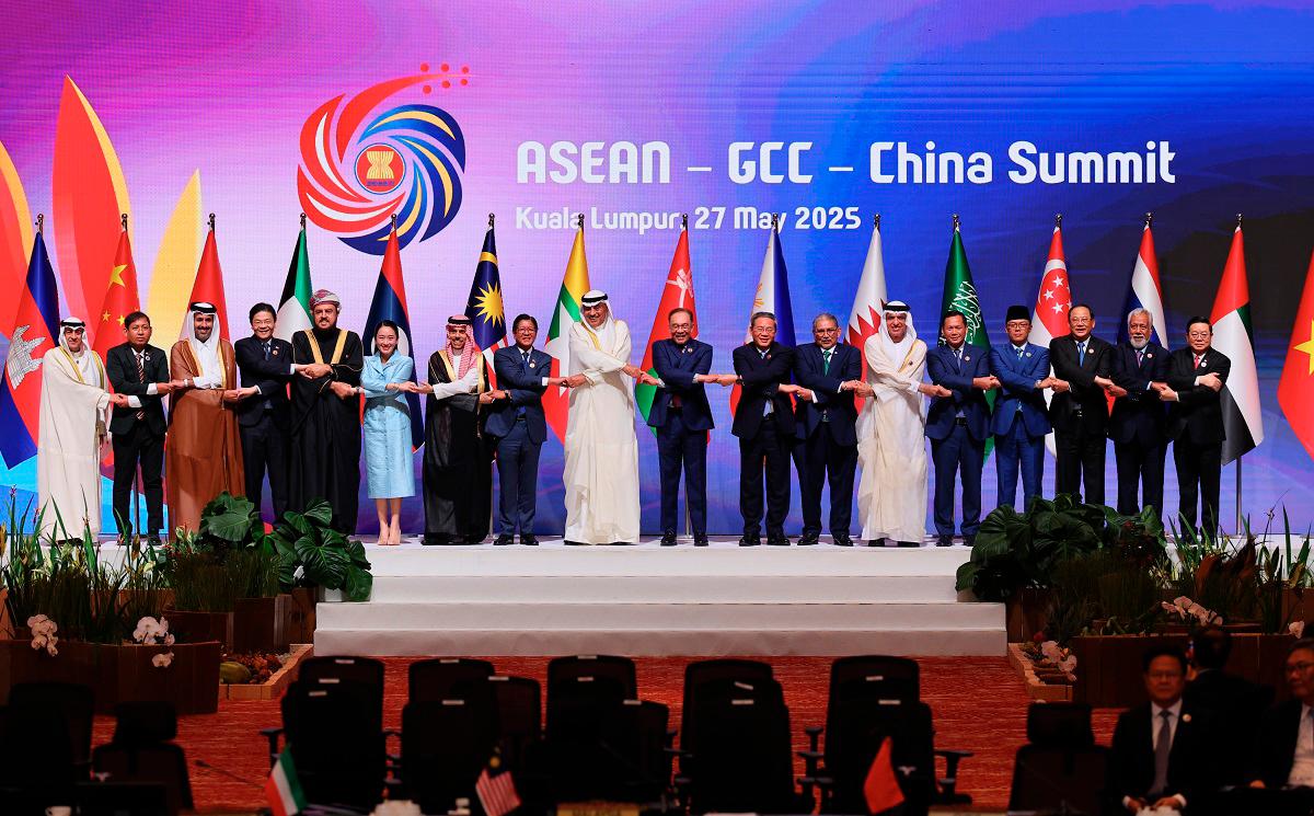 Member states agree to strengthen ASEAN centrality