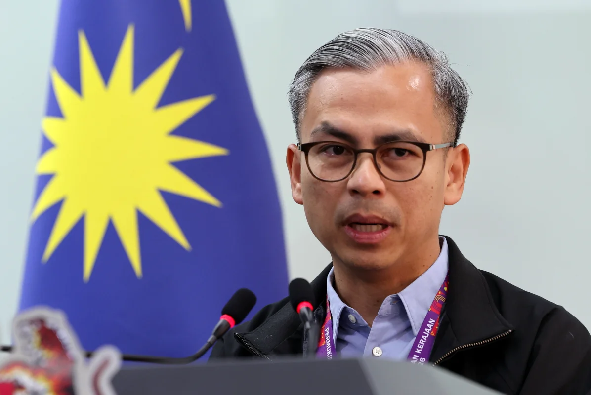 Menteri_Pertahanan_akan_buat_kenyataan_esok_berhubung_isu_perolehan_ATM