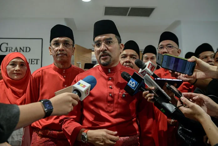 Mesyuarat khas MKT UMNO bincang usul sayap parti dan ucapan dasar presiden