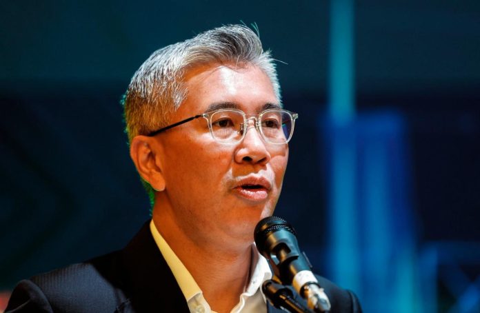 Minister’s move to PKR draws mixed reactions