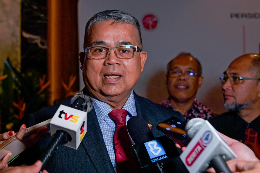 Ministry of National Unity wants MCMC to investigate racist statement by individual Ministry of National Unity wants MCMC to investigate racist statement by individual