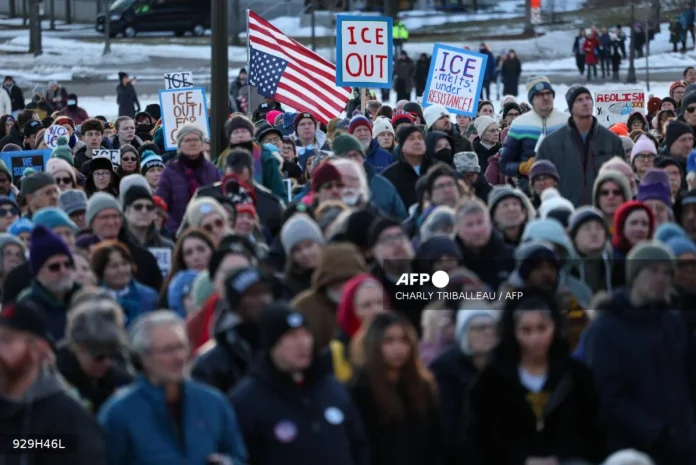Minneapolis_demands_role_in_probe_of_ICE_shooting_death Minneapolis demands role in probe of ICE shooting death