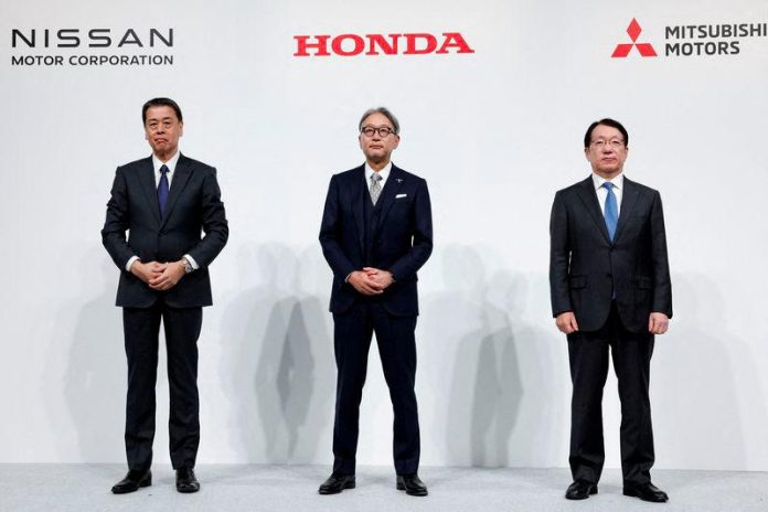 Mitsubishi Motors shares plunge on Nissan-Honda merger report