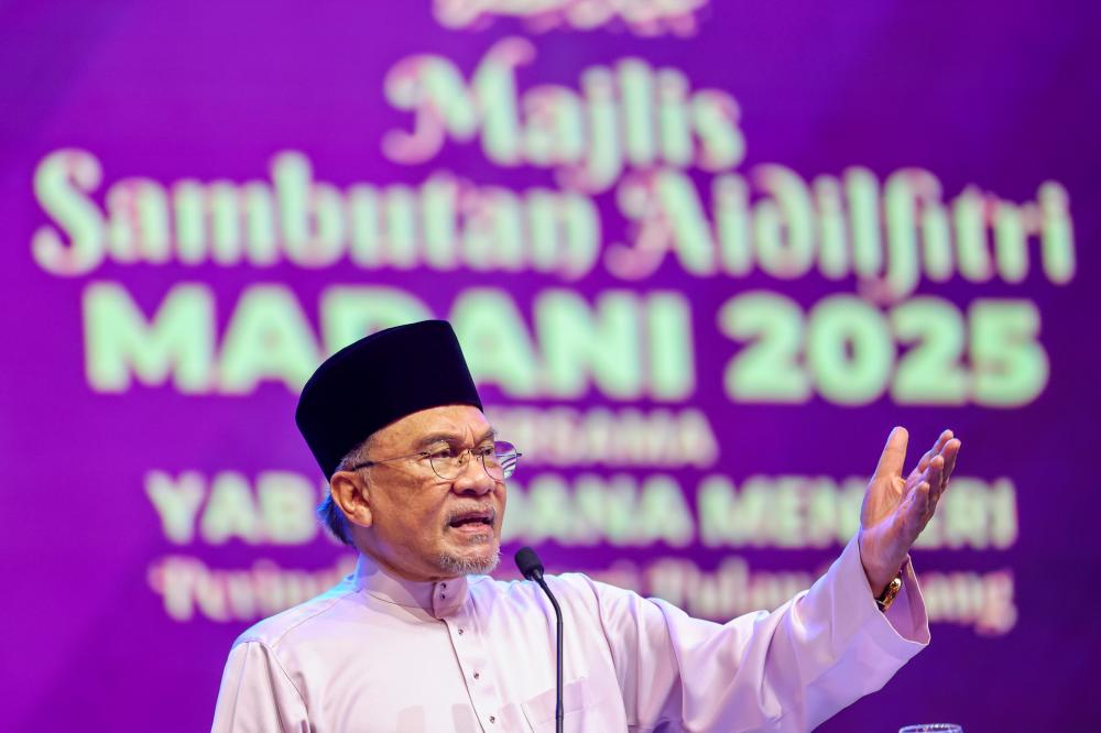 Mosques must be build with pure intention, values not just for greatness and splendour - PM Anwar Mosques must be build with pure intention, values not just for greatness and splendour - PM Anwar