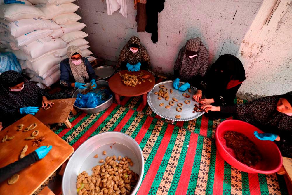 Most Arab countries to celebrate Eid al-Fitr on Sunday Most Arab countries to celebrate Eid al-Fitr on Sunday