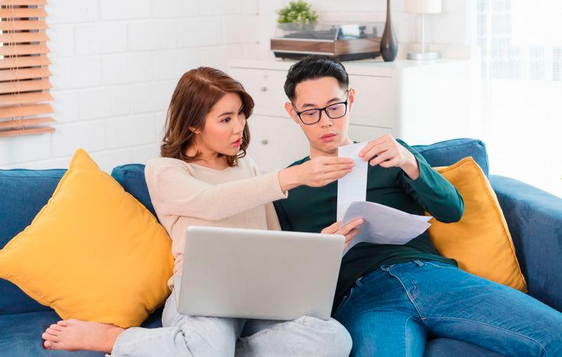 M'sian man asks if it's necessary to discuss salaries, debts, and financial plans with one's partner