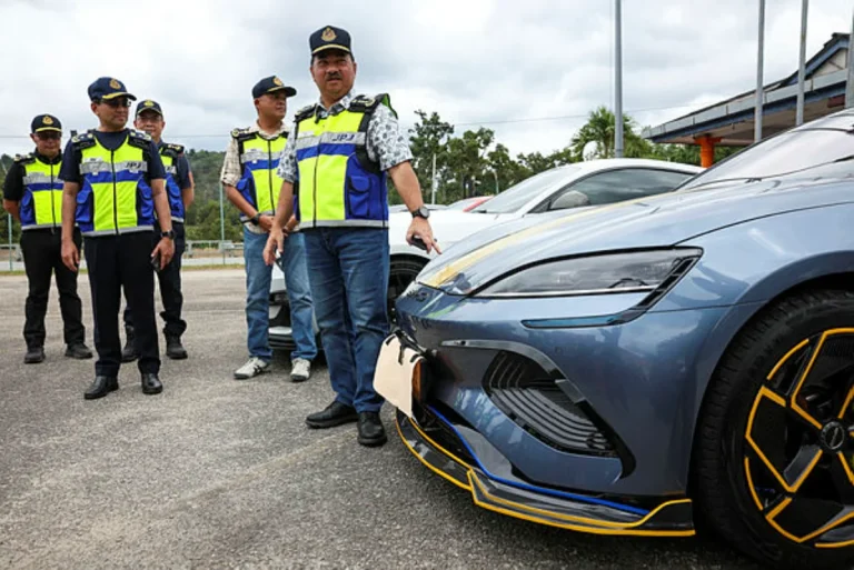 JPJ sita enam kereta mewah RM1.5 juta dalam operasi lebuhraya