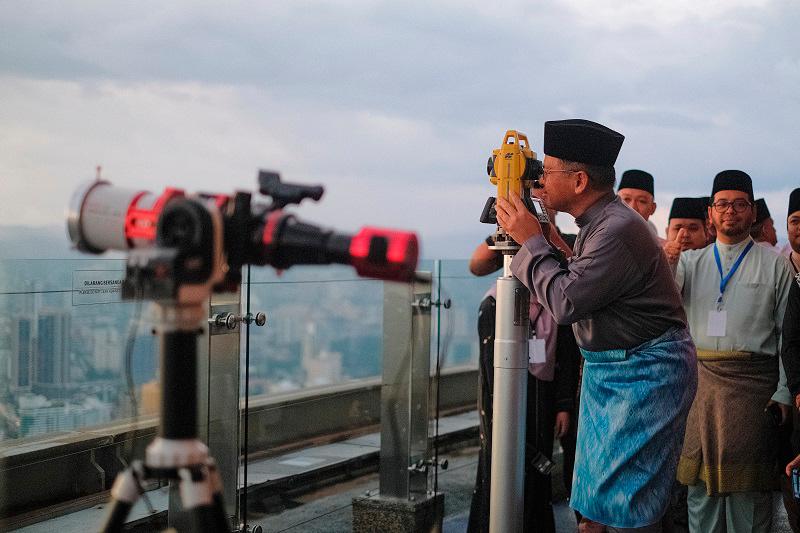Muslims in Malaysia to begin fasting on Sunday Muslims in Malaysia to begin fasting on Sunday