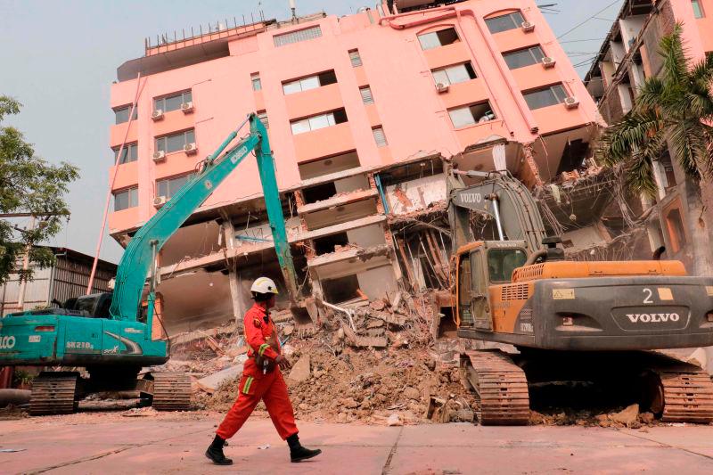 Myanmar quake death toll at 3,354, junta leader returns from summit Myanmar quake death toll at 3,354, junta leader returns from summit
