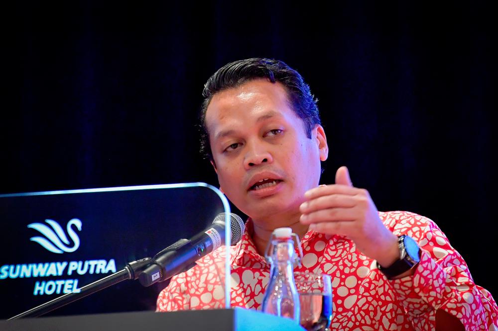 NRES takes lead in Malaysia’s international climate change reporting - Nik Nazmi NRES takes lead in Malaysia’s international climate change reporting - Nik Nazmi