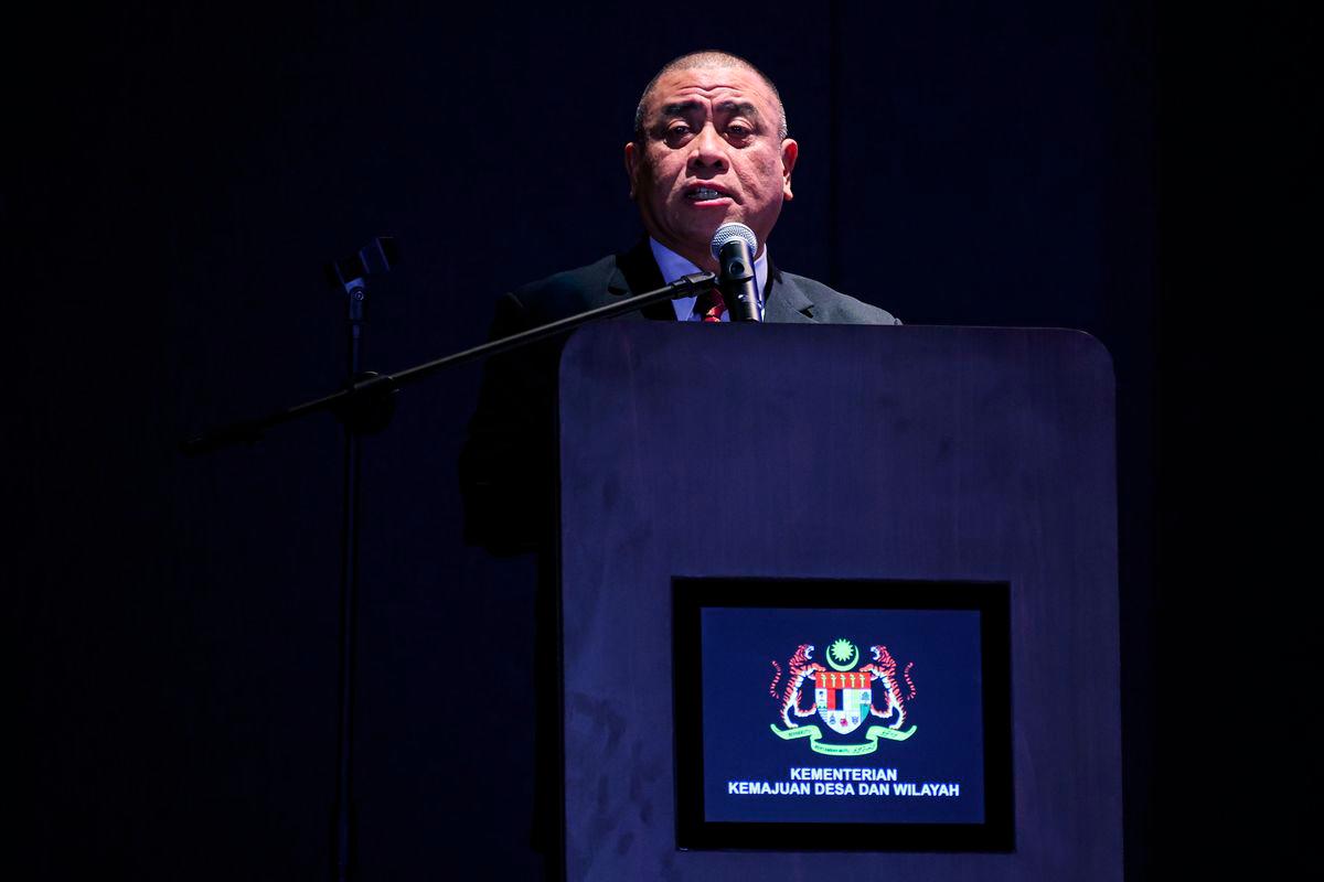 Nahas FRU: Kerajaan Perak salur bantuan awal untuk proses pengebumian Nahas FRU: Kerajaan Perak salur bantuan awal untuk proses pengebumian