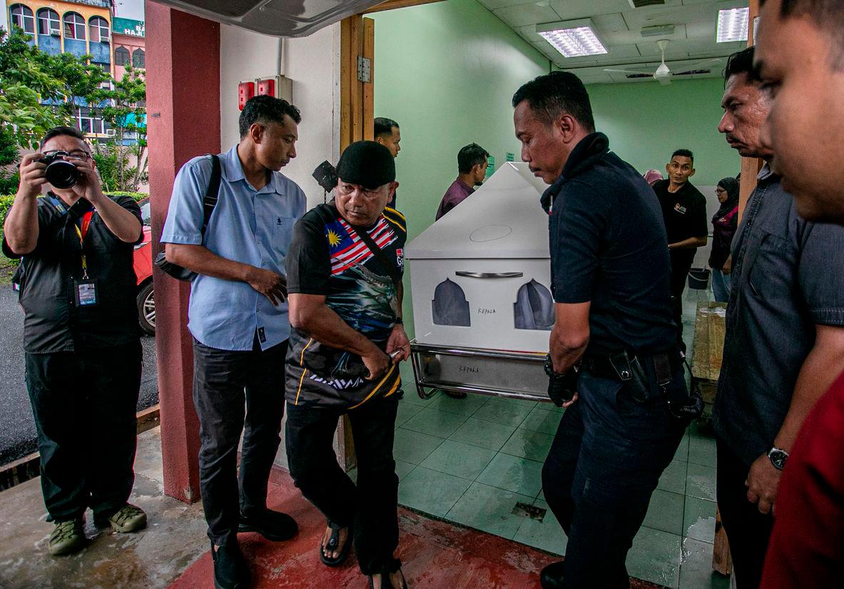 Nahas bas UPSI: 17 jam berlalu, proses bedah siasat mayat selesai, identiti enam mangsa diketahui