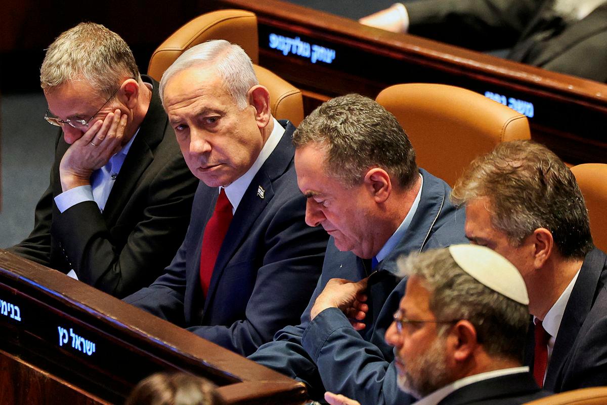 Netanyahu weighs Gaza takeover as war intensifies and hunger spreads Netanyahu weighs Gaza takeover as war intensifies and hunger spreads