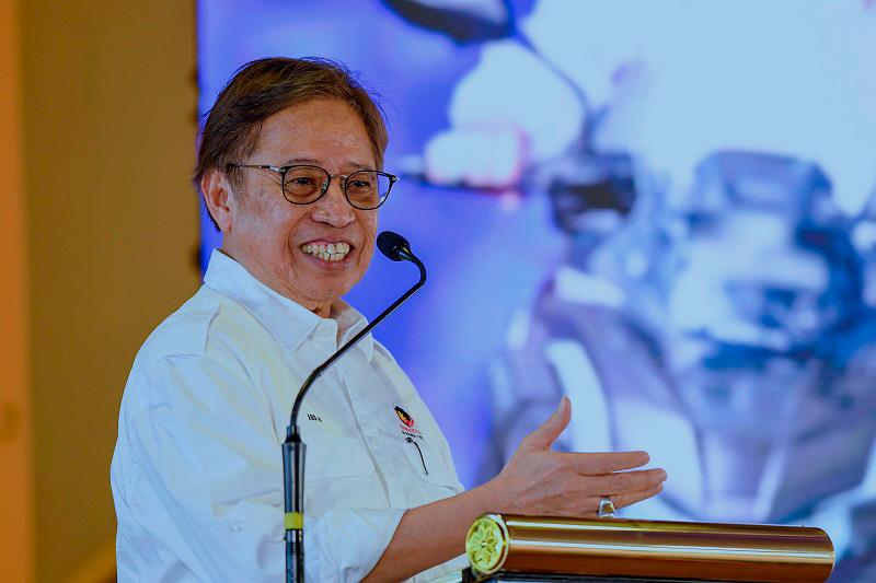 New roads are for progress, not illegal racing - Abang Johari New roads are for progress, not illegal racing - Abang Johari