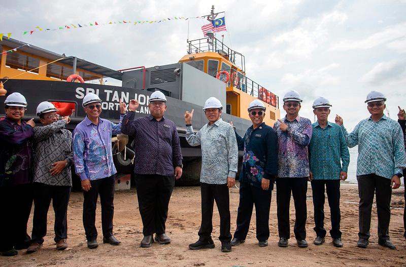 New roro ferry service from Pengkalan Kubor jetty to Takbai in March - Ahmad Maslan