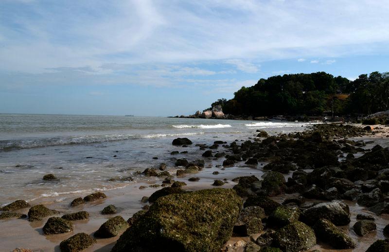 New sandbags to be placed along Batu Feringghi shoreline to tackle erosion issue