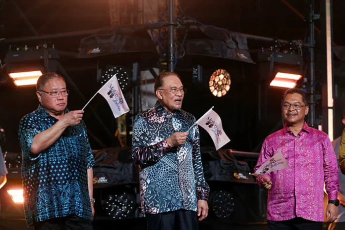 New Year countdown sparks solid start for Visit Malaysia 2026 - PM Anwar