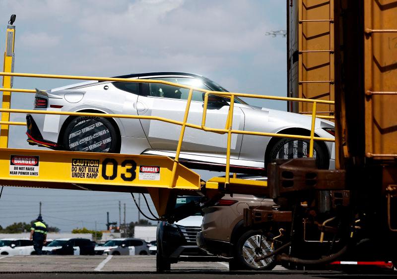 Nissan considers transferring some domestic production to US, Nikkei says Nissan considers transferring some domestic production to US, Nikkei says